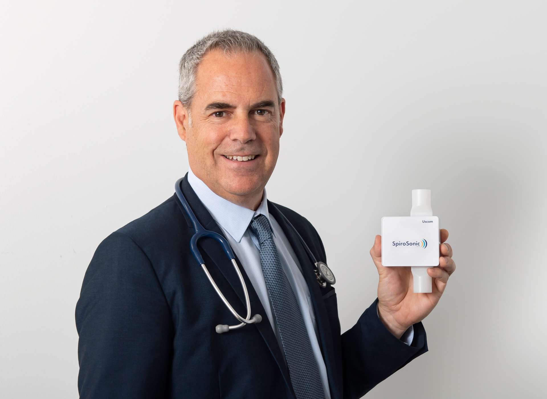 Uscom SpiroSonic Mobile wireless ultrasonic spirometer Uscom SpiroSonic Mobile wireless ultrasonic spirometer